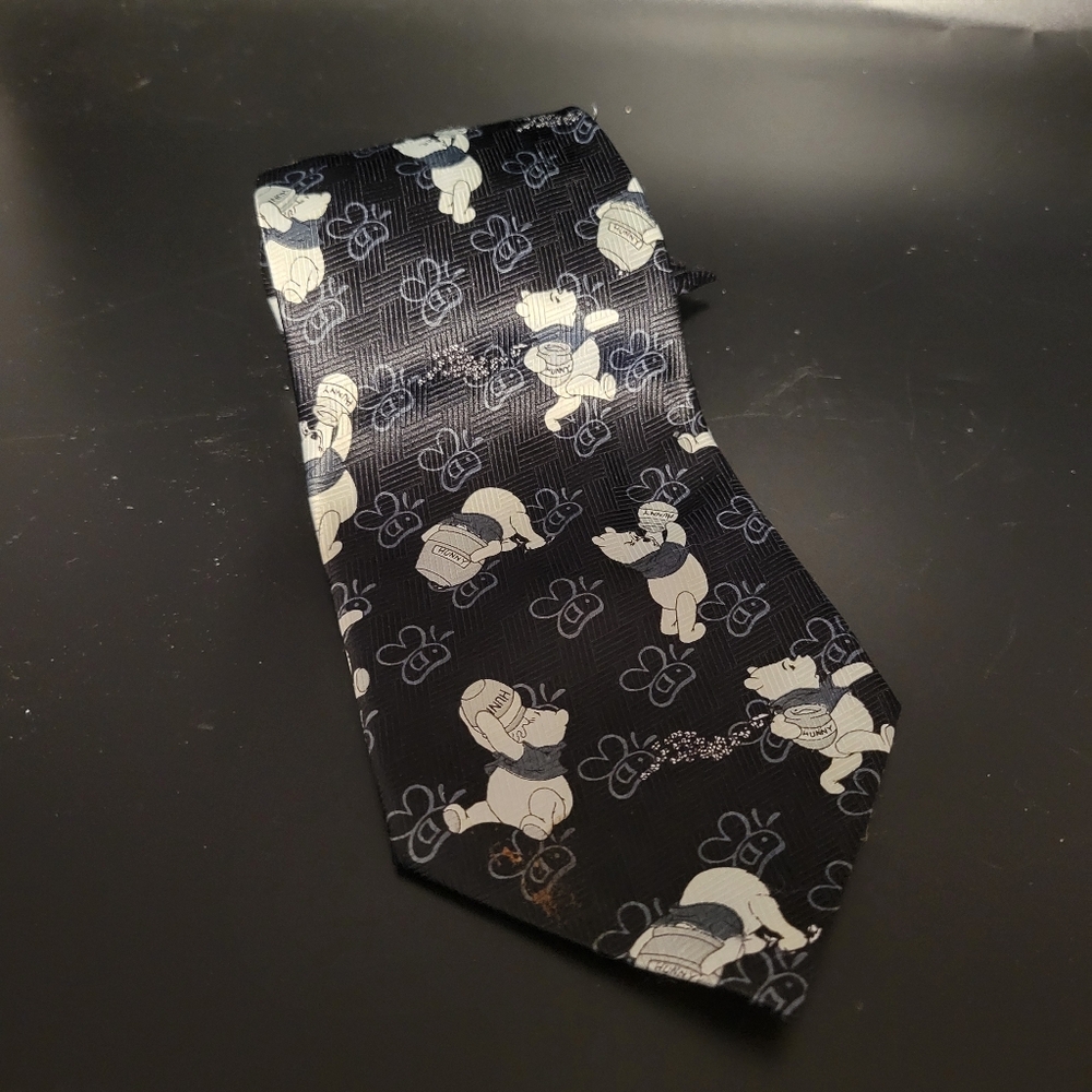 Disney Winnie The Pooh Neck Tie Black White 58"